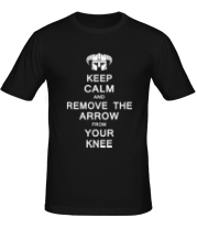 Мужская футболка Keep Calm And remove the arow фото