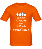 Мужская футболка Keep calm and call the penguins of madagascar фото