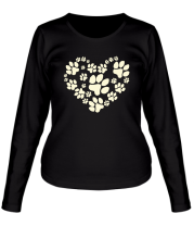 Женская футболка длинный рукав Сердце из собачьих следов (свет)