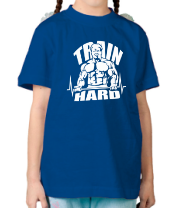 Детская футболка Train hard фото