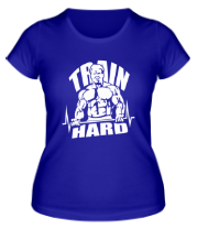 Женская футболка Train hard фото