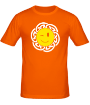 Мужская футболка Солнце в кельтских узорах фото