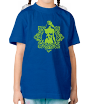 Детская футболка Девушка в круге из кельтских узоров фото