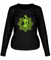 Женская футболка длинный рукав Девушка в круге из кельтских узоров фото