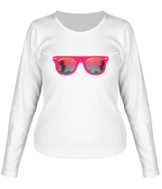 Женская футболка длинный рукав В очках на пляже фото