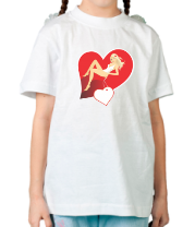 Детская футболка Девушка с сердцем фото