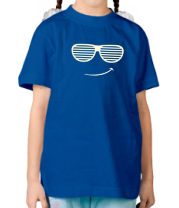 Детская футболка Довольный смайл в очках жалюзи фото